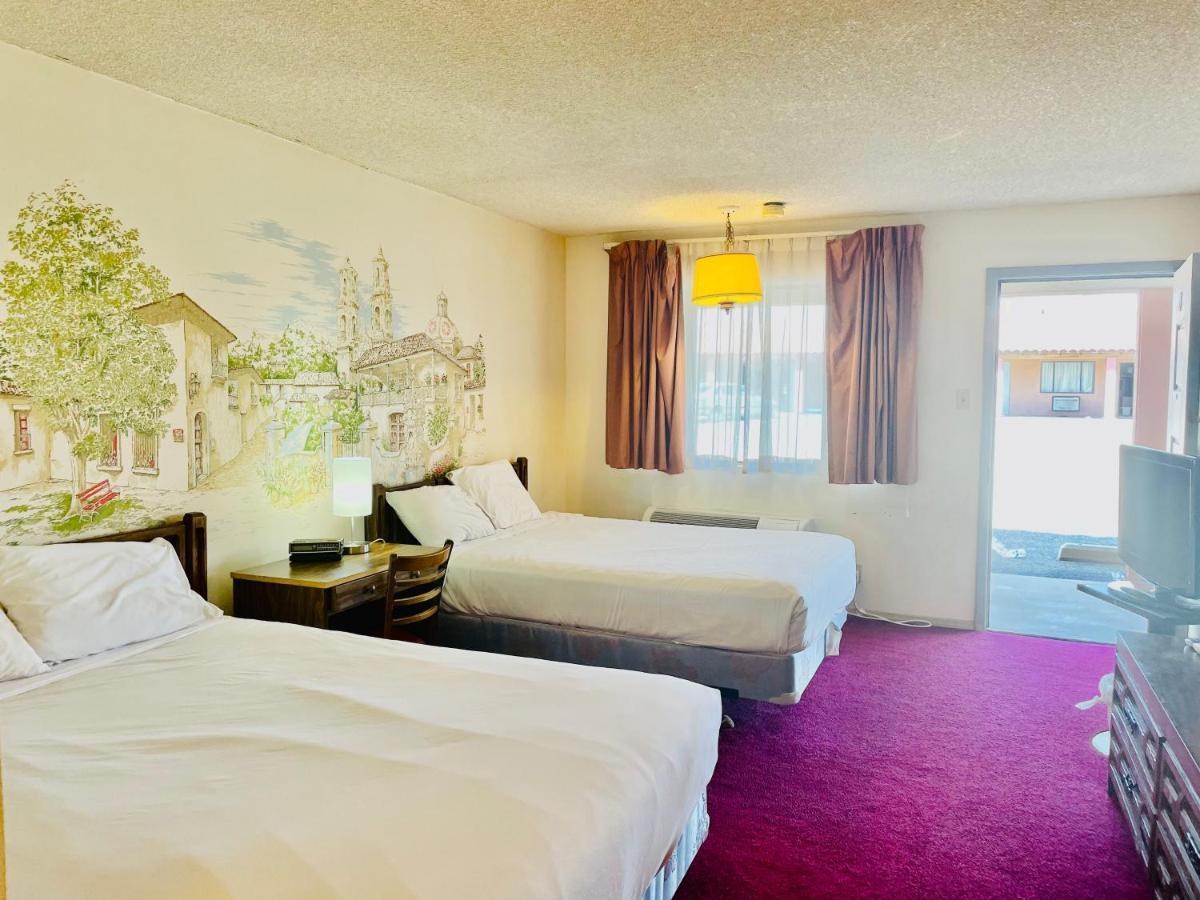 San Miguel Inn Socorro Dış mekan fotoğraf